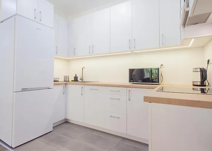 Corvin Modern Two Bedroom Free Parking Lejlighed *