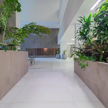 Corvin Modern Two Bedroom Free Parking * 布达佩斯