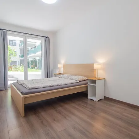 Corvin Modern Two Bedroom Free Parking Apartment Budapest