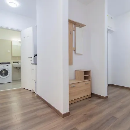 Corvin Modern Two Bedroom Free Parking * Budapest