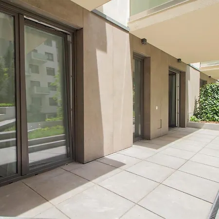 Apartment Corvin Modern Two Bedroom Free Parking